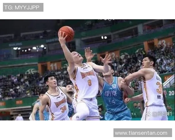 瓦朗谢纳主场迎战沙托鲁争夺关键三分的精彩对决分析